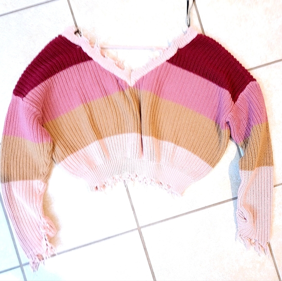 FOREVER 21 | Cropped distressed sweater | S - Picture 6 of 6